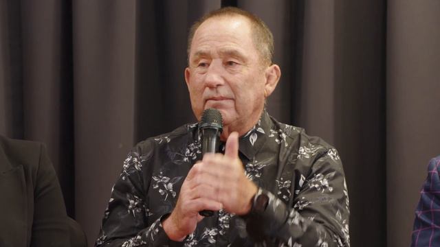 Ashley Robinson Transport смотреть онлайн