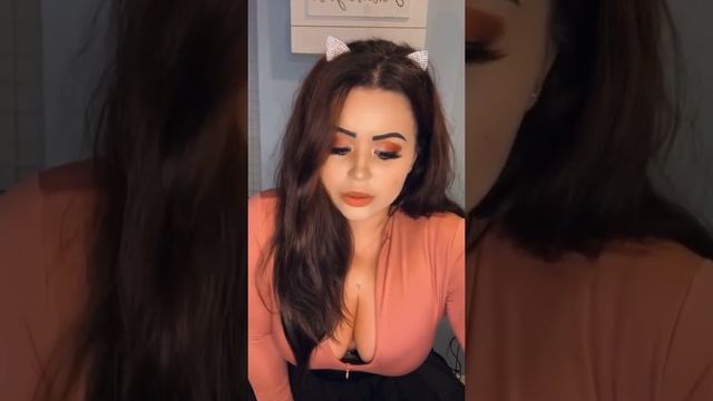 Lingerie Haul Sitting on a VIBRATOR and reading "Harry Potter & The Half Blood Prince" смотреть онлайн