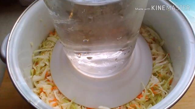 Квашенная капуста на РАЗ-ДВА-ТРИ!Старинный и простой рецепт. Без сахара. смотреть онлайн