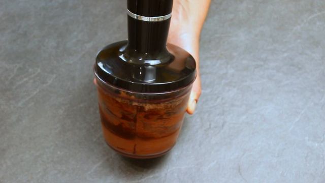 Мороженое из 2-х ИНГРЕДИЕНТОВ! БЕЗ САХАРА, БЕЗ СЛИВОК, ЗА 5 МИНУТ! Вкусный десерт из банана с какао смотреть онлайн