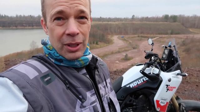 Nomad Sweden | Обзор Tenere 700, часть 2 | Перевод RuMotoAggregator