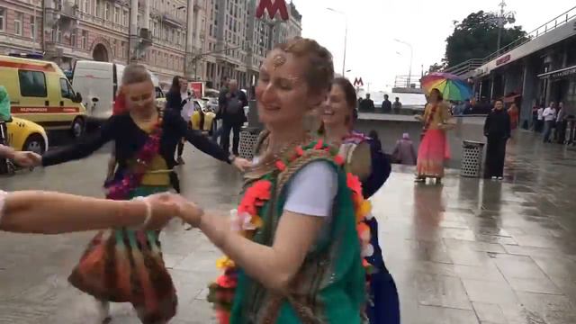 Харинама 3/7 на ст.м. Чеховская 14.07.2017 смотреть онлайн