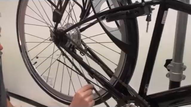 How to fit Shimano Nexus 7 Nexus 8 hub & Inter-M Roller Brake rear wheel Dutch Bike смотреть онлайн