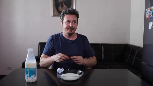 Milky Way тонет в молоке? смотреть онлайн