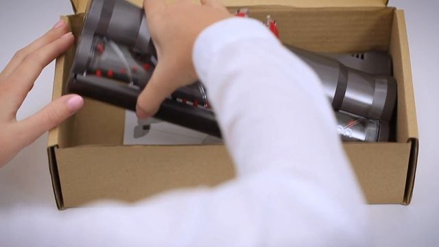 How to replace your Dyson DC24 vacuum's cleaner head смотреть онлайн