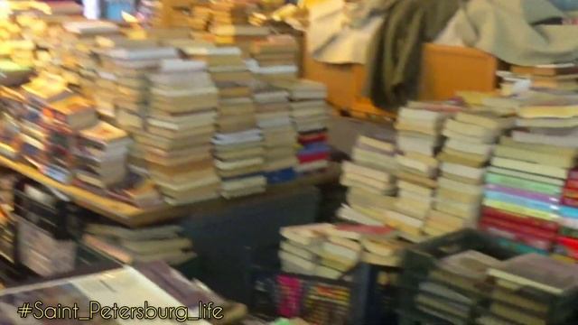 Санкт-Петербург. Сытный рынок. Saint-Petersburg. Sitni market #Saint_Petersburg_life смотреть онлайн