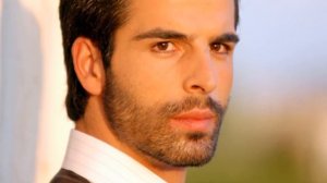 ЯРКАЯ ВНЕШНОСТЬ! Вот как выглядите жена турецкого актера - Мехмет Акиф