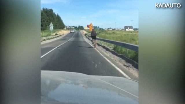 Падение с велосипеда. Калининград - Светлогорск. 09.06.18 смотреть онлайн