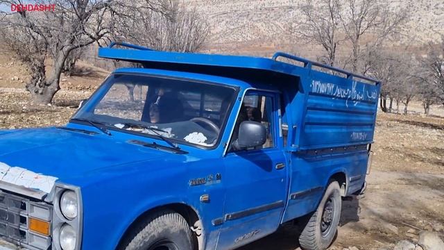 "The beautiful house of Zahra: making doors and windows of peace and beauty for the new house."?? смотреть онлайн