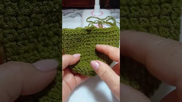 Вяжем чешки, следочки крючком без швов, часть 2 смотреть онлайн