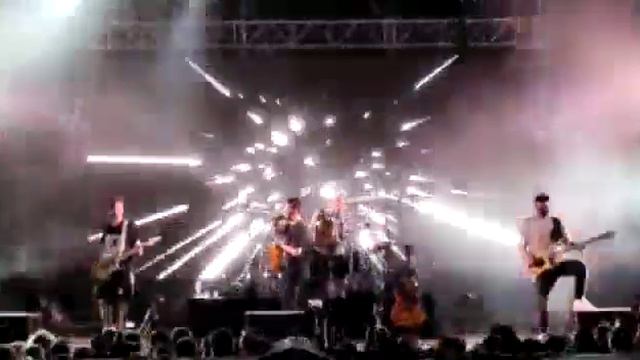 Рок-Привет "Три полоски" смотреть онлайн