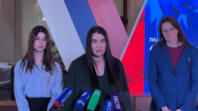 РАДА РУССКИХ ПОСЛЕ СДАЧИ ПОДПИСЕЙ смотреть онлайн