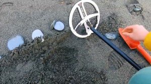 Коп на пляже в Сочи