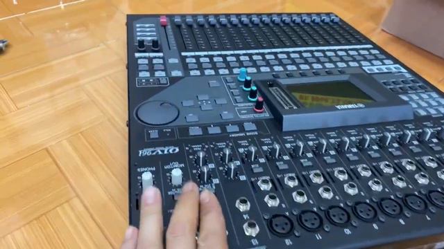 Hàng về, Mixer yamaha 01v96i mới tinh điện 230vol và các loại micro bình dân смотреть онлайн