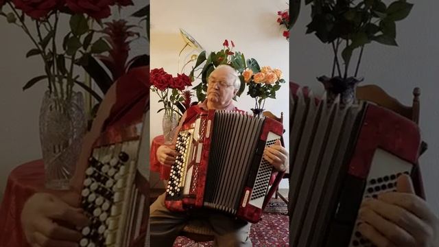 Снится мне деревня. смотреть онлайн