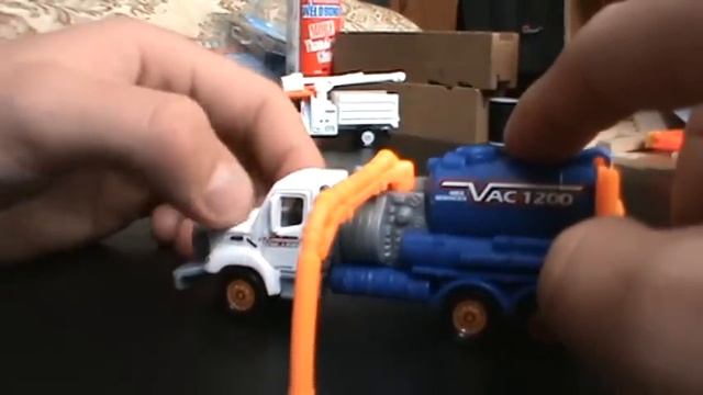 Matchbox Real Working Rigs: Freightliner Business Class SEWER VAC TRUCK смотреть онлайн