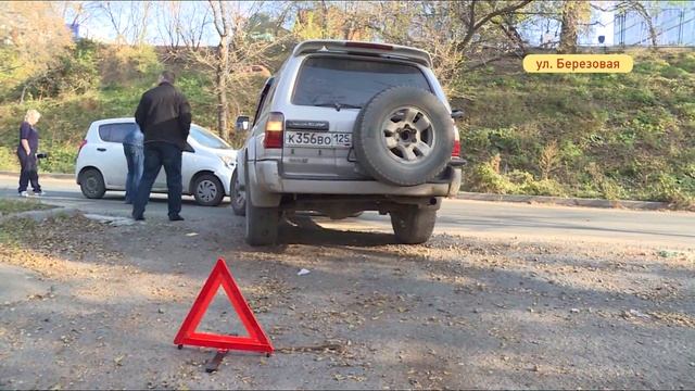 Кей-кар и внедорожник не поделили дорогу