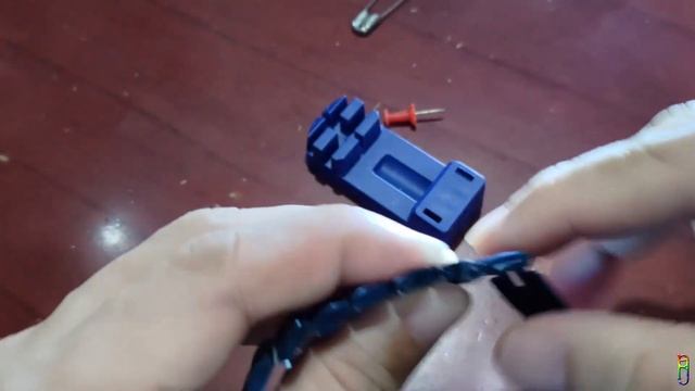 How to Resize a Watch Strap | Adjusting Metal Watch Strap смотреть онлайн