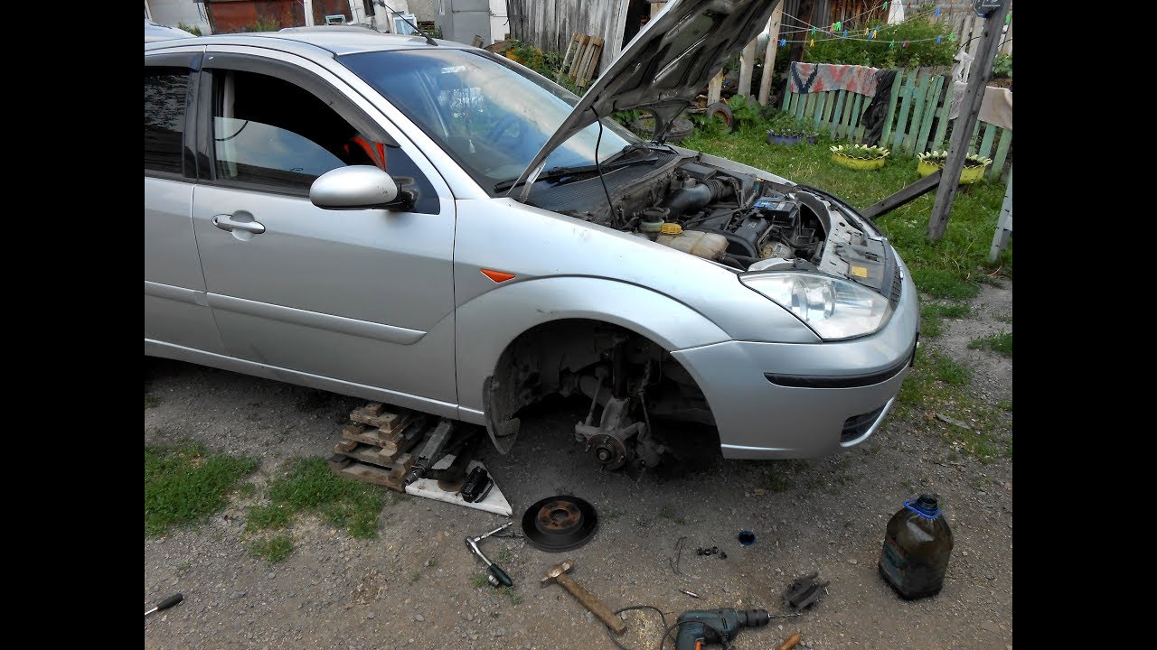 Ремонт Форд-Фокус - тормозной суппорт -сорвал резьбу и?