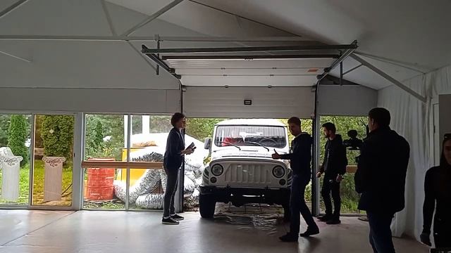 Обзор Новой Модели УАЗ. Секреты под капотом, УАЗ идет в будущее. Русская Tesla Илон Маск курит смотреть онлайн