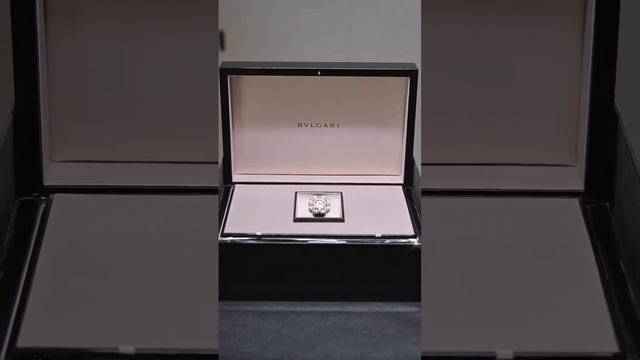 Женские часы Bvlgari Diva Diva’s Dream Quartz #часыказань #булгариказань #часы #bvlgari смотреть онлайн