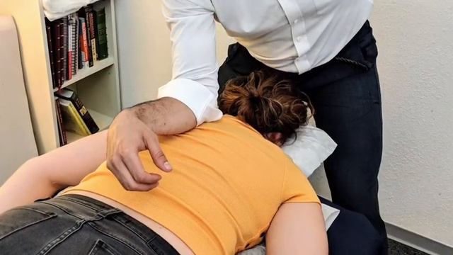 Tui-Na / Acupuncture Session