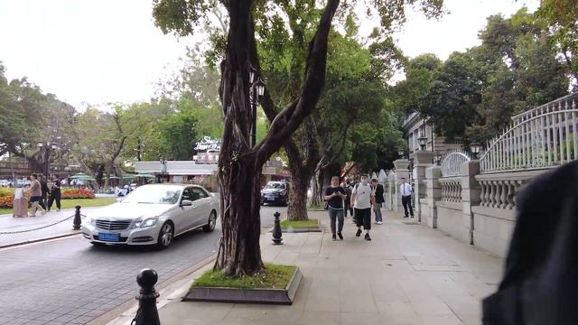 Walking in Shamian Guangzhou 4K смотреть онлайн