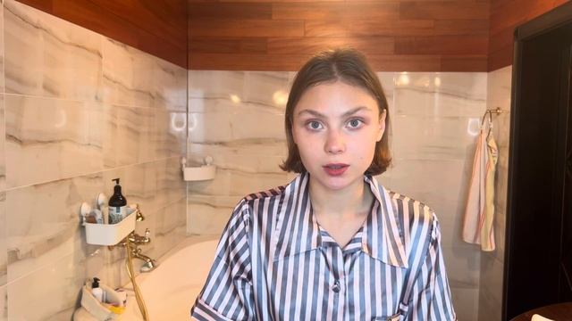 ДЕЛАЕМ МАКИЯЖ В ШКОЛУ || D A S H A смотреть онлайн