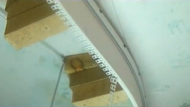 Крепление багета первого уровня двухуровневого натяжного потолка смотреть онлайн