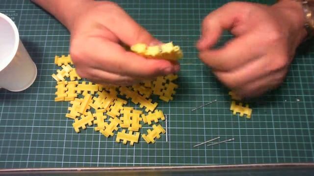 3D печатная гусеница самодельного игрушечного танка смотреть онлайн