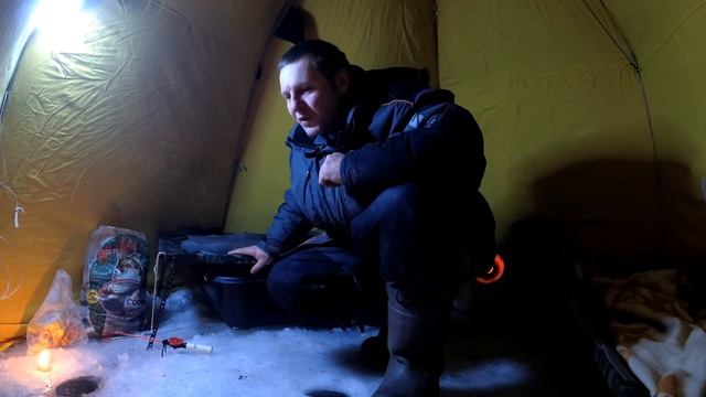Утренний сумасшедший клёв.Зимняя рыбалка на Рузском ВДХ , с ночёвкой. смотреть онлайн