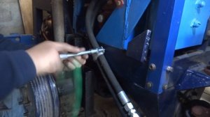 Установка гидрошлангов на минитрактор