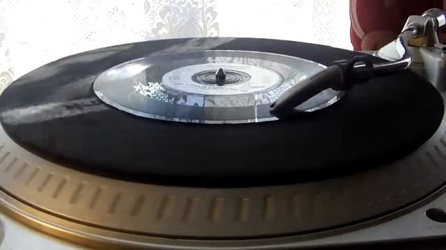 Monty Python - Always Look On The Bright Side Of Life (Virgin). смотреть онлайн