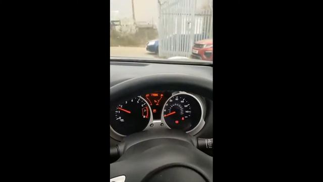 Nissan Juke 1.6 n-tec CVT 5dr смотреть онлайн
