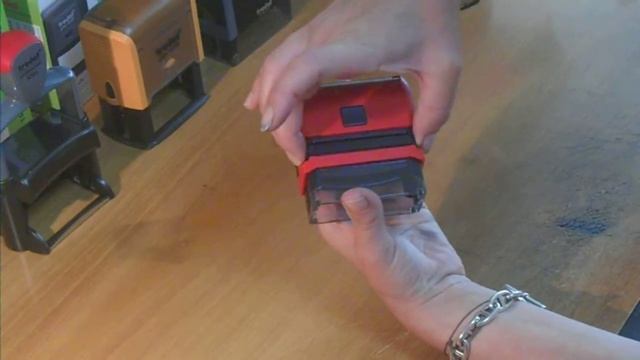 Changer Votre Encreur Trodat Printy 4913