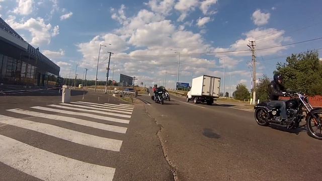 Хороший день, покатушки с друзьями, Harley Davidson