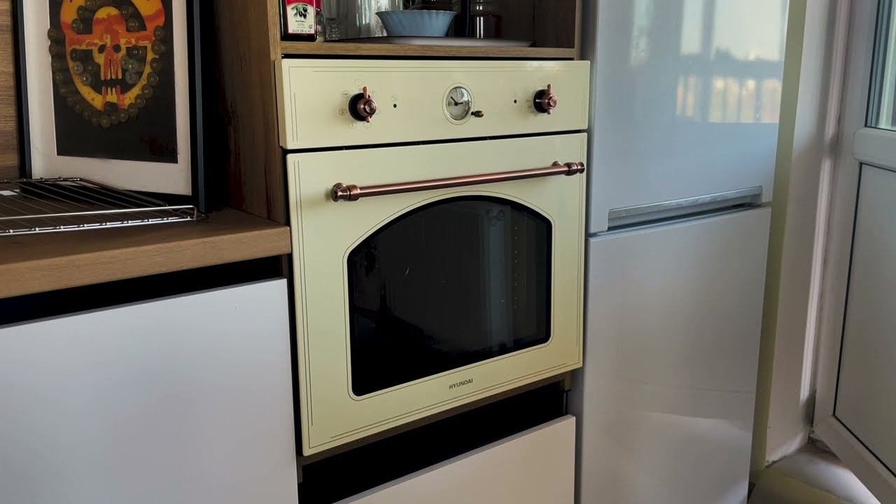 Когда дизайн решает, недешевый духовой шкаф Hyundai HEO 6636 BE смотреть онлайн