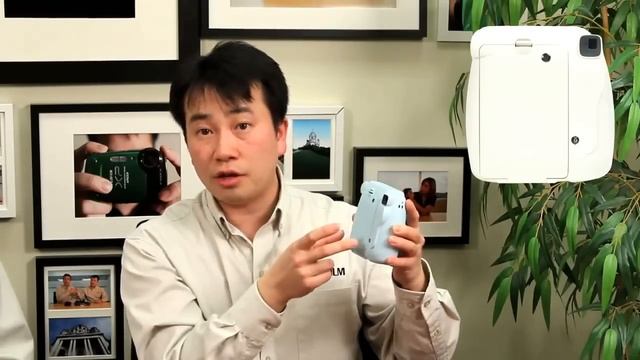 Fujifilm Instax Mini 8 - First Look смотреть онлайн