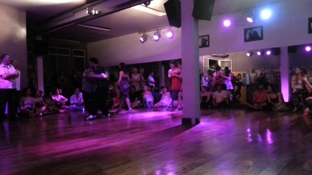 DNI Tango Party смотреть онлайн