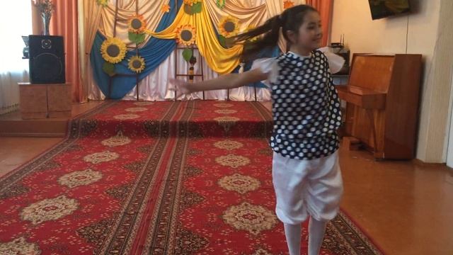 Эстрадный танец смотреть онлайн