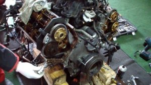 BMW 750 N62 V8 Замена цепей, метки ГРМ по спец набору. Замена заднего сальника