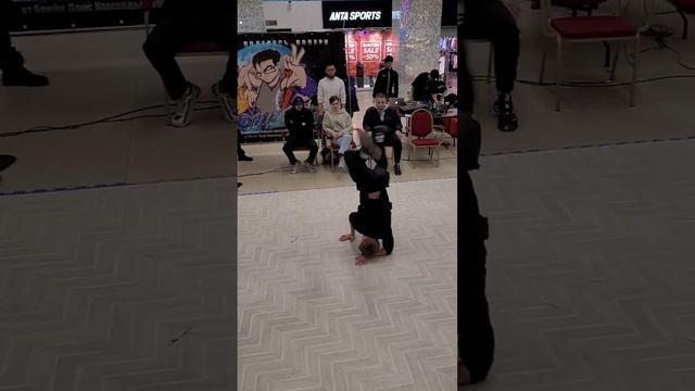 break dance final battle. Брейк-данс баттл. Финал. смотреть онлайн
