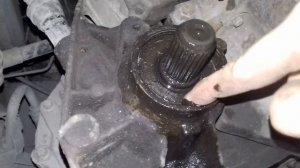 Замена сальника правого привода на рено логан.