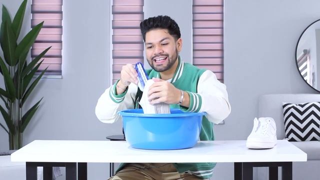 Como LAVAR Y BLANQUEAR tus TENIS BLANCOS (CUERO) | ¡Fácil y sin Manchas! смотреть онлайн