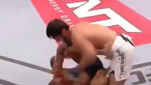 Зубайра Тухугов vs Дуглас Сильва де Андраде смотреть онлайн