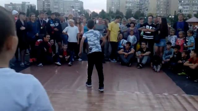 Соревнования по Break Dance Kids Губкин 2016 смотреть онлайн