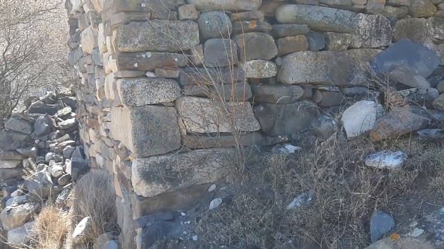 ГДЕ ДЕЛАЛИ БЕЗРАСТВОРНЫЕ КЛАДКИ КАМНЯ смотреть онлайн