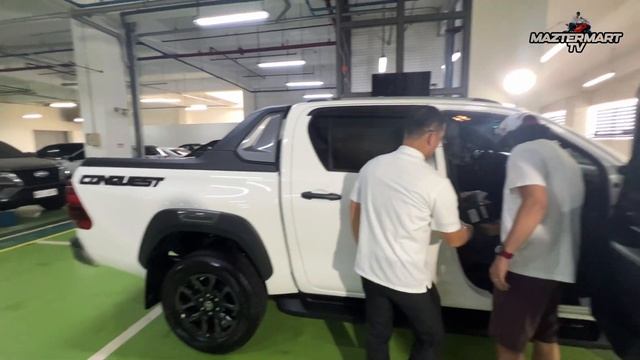 Toyota hilux Conquest 2023 смотреть онлайн