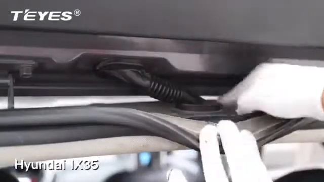 Установка магнитолы TEYES на HYUNDAI IX35/TUCSON 2