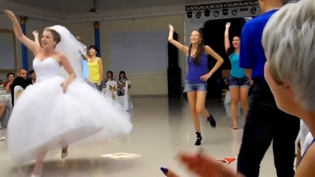 Танец невесты жениху на свадьбе..!! смотреть онлайн